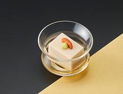 八寸（法蓮草と菊花の煮浸し・ドライフルーツの白和え・粟麩田楽・けしの実）